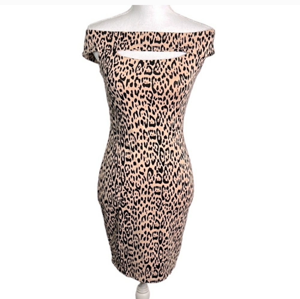 GUESS Leopard Slimming Midi Dress Size Small